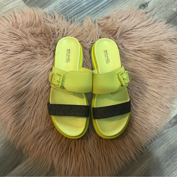 Michael Michael Kors Bo Slide Sandals Lime Size 6 - Picture 3 of 13